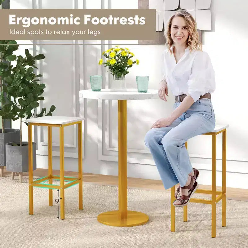 Costway Set 4 Sgabelli da Bar 26" con Telaio in Metallo Poggiapiedi e Senza Schienale Marrone