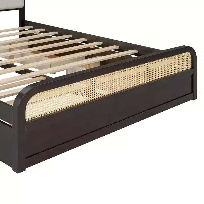 Letto a piattaforma matrimoniale in legno Whisen con letto estraibile e 2 cassetti