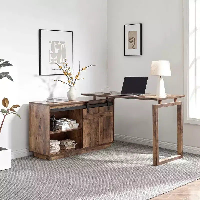 Scrivania a L con credenza con ante scorrevoli a fienile