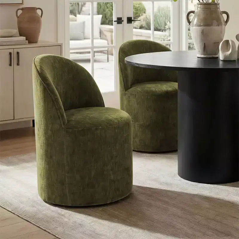 Set da Pranzo 5 Pezzi per 4 Persone, Sedie Moderne a Barilotto con Ruote e Rivestimento in Ciniglia, Tavolo Rotondo con Basamento Nero-Panipeachy