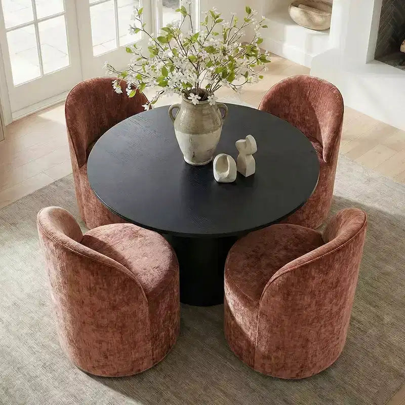 Set da Pranzo 5 Pezzi per 4 Persone, Sedie Moderne a Barilotto con Ruote e Rivestimento in Ciniglia, Tavolo Rotondo con Basamento Nero-Panipeachy
