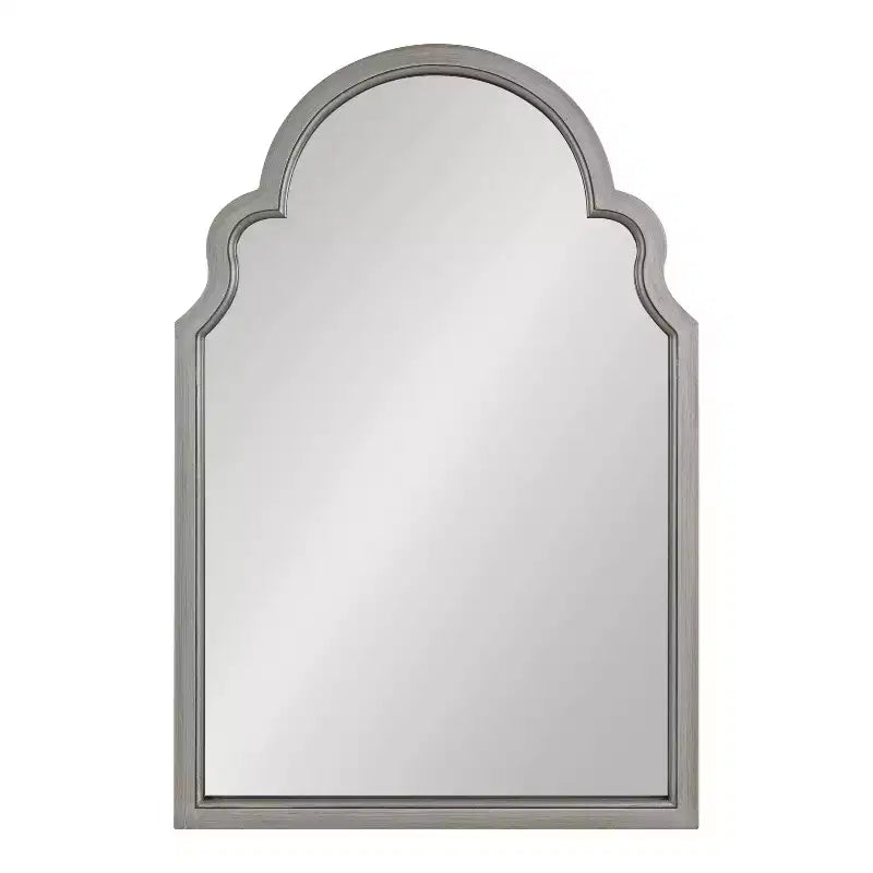 Specchio da parete ad arco con cornice in legno smerlata