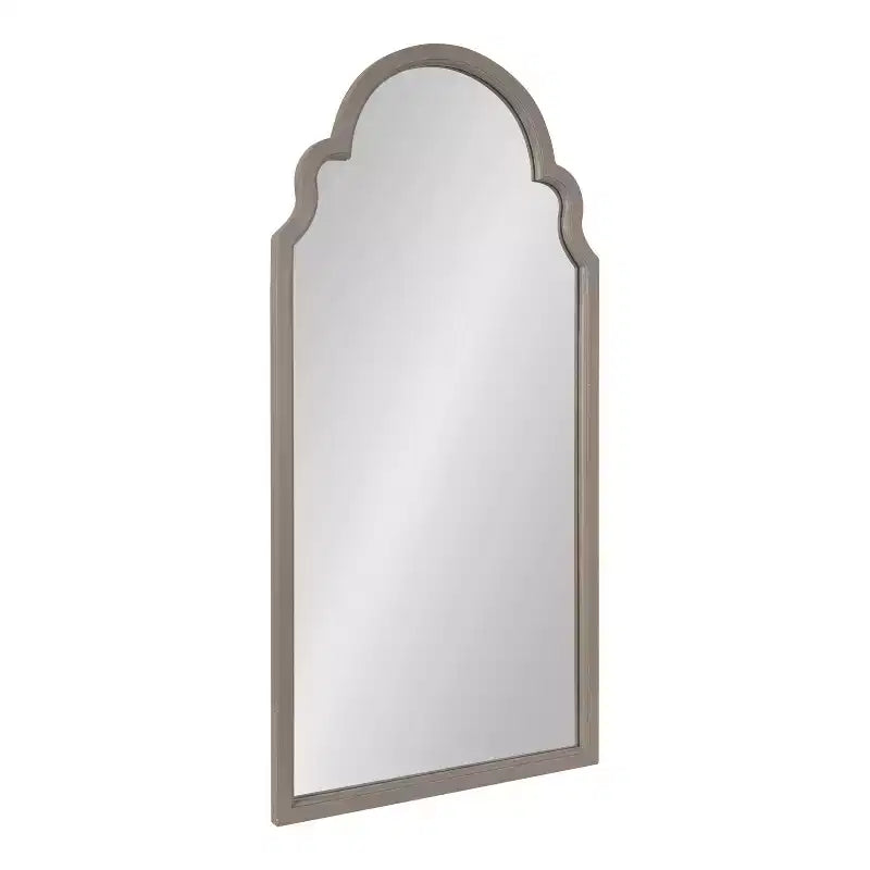 Specchio da parete ad arco con cornice in legno smerlata