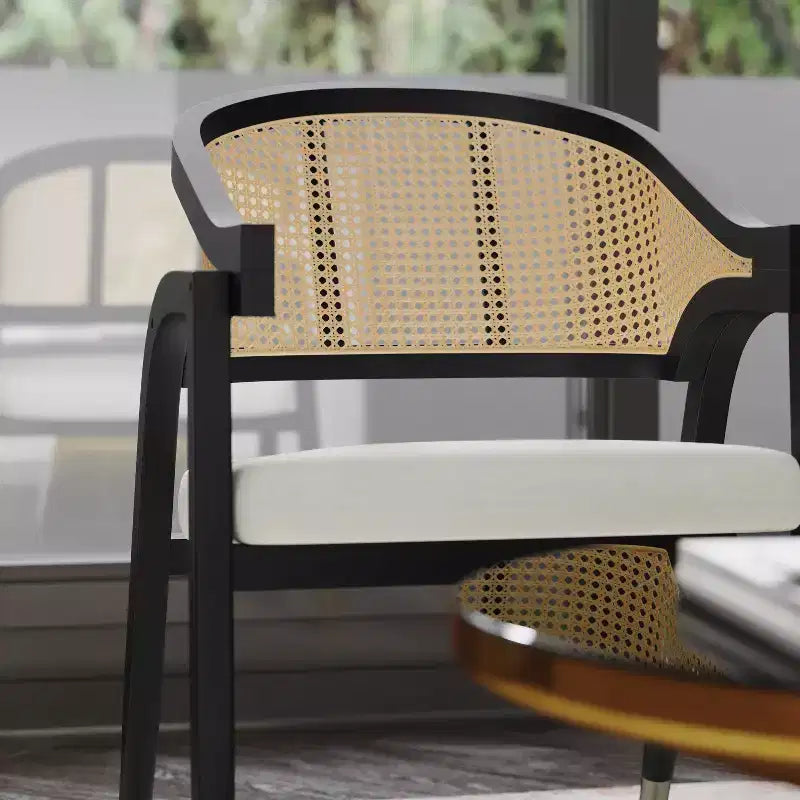 Sedia da pranzo e d'accento in rattan di canna con struttura in legno massello e sedile imbottito
